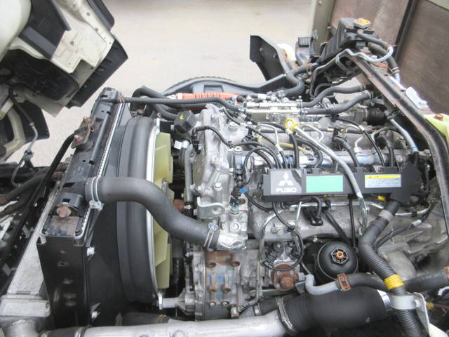 三菱ふそうキャンター平ボディ小型（2t・3t）[写真21]