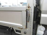 三菱ふそうキャンター平ボディ小型（2t・3t）[写真34]