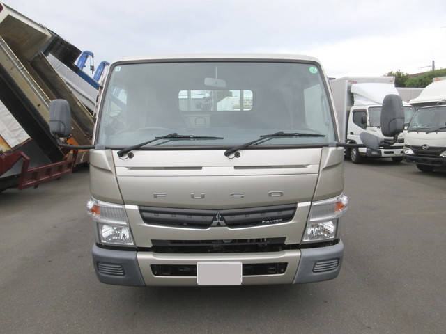 三菱ふそうキャンター平ボディ小型（2t・3t）[写真04]