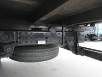 三菱ふそうキャンター平ボディ小型（2t・3t）[写真10]