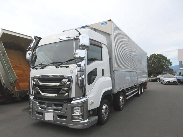 いすゞギガアルミウイング大型（10t）[写真05]