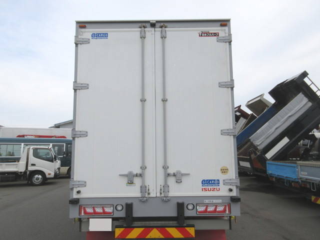 いすゞギガアルミウイング大型（10t）[写真07]