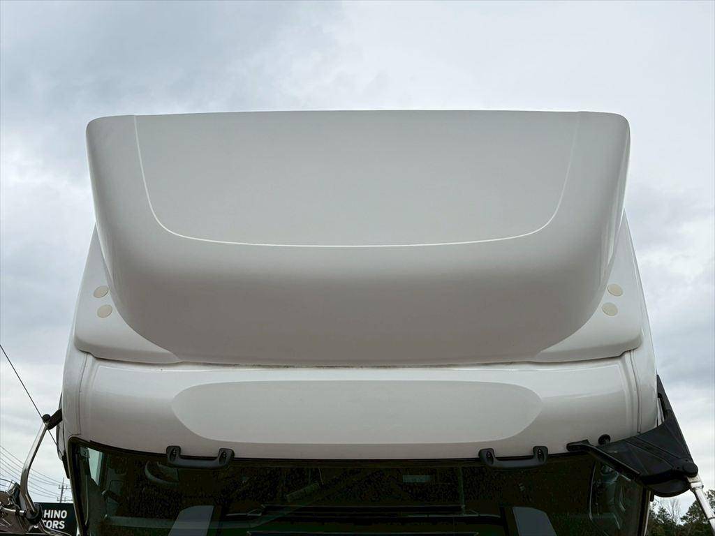 UDトラックスクオン冷蔵冷凍ウイング大型（10t）[写真20]