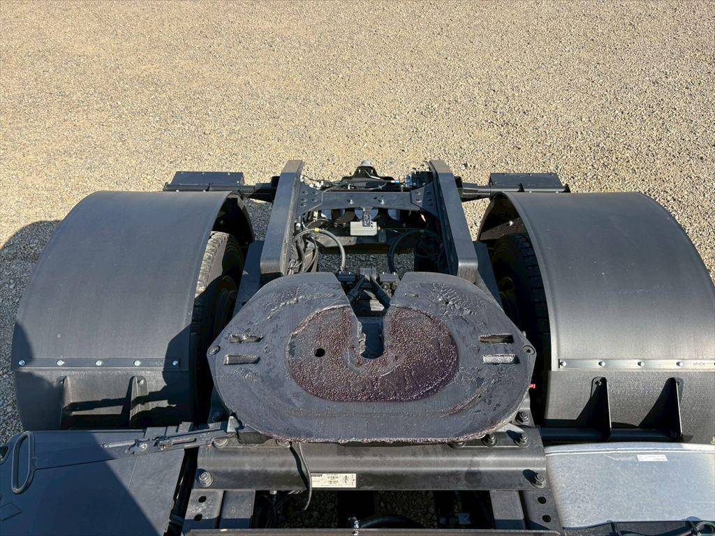 三菱ふそうスーパーグレートトレーラーヘッド（トラクターヘッド）大型（10t）[写真10]