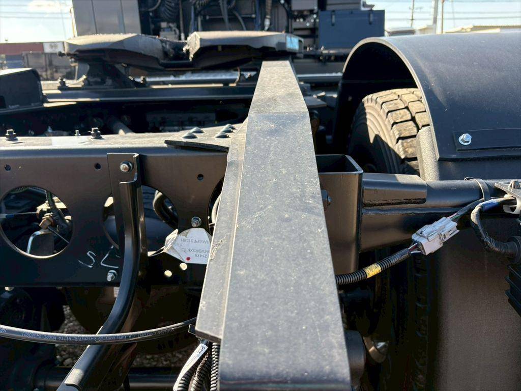 三菱ふそうスーパーグレートトレーラーヘッド（トラクターヘッド）大型（10t）[写真12]