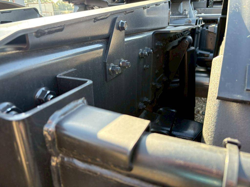 三菱ふそうスーパーグレートトレーラーヘッド（トラクターヘッド）大型（10t）[写真14]