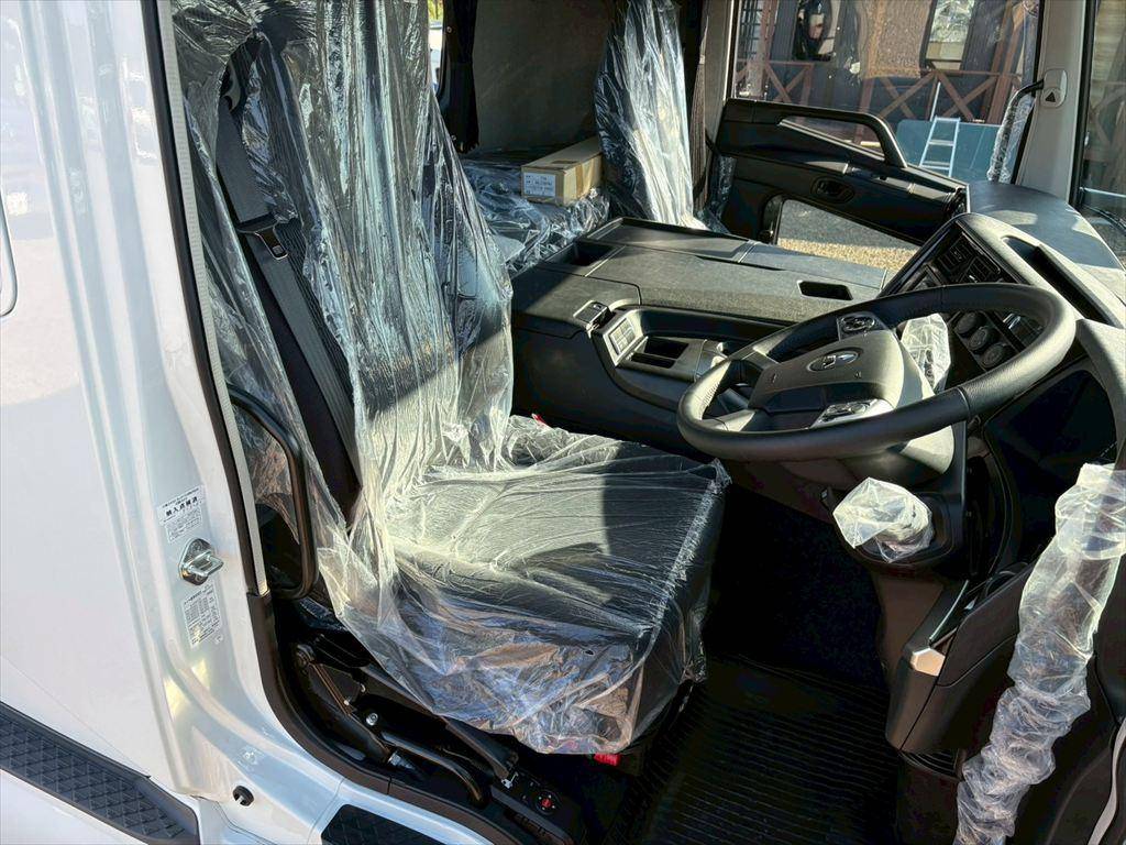 三菱ふそうスーパーグレートトレーラーヘッド（トラクターヘッド）大型（10t）[写真19]