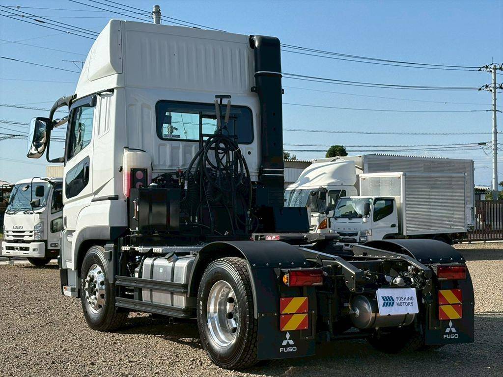 三菱ふそうスーパーグレートトレーラーヘッド（トラクターヘッド）大型（10t）[写真03]