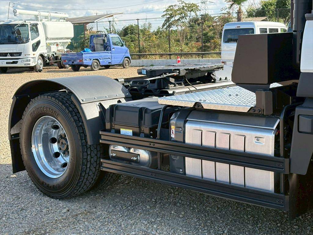 三菱ふそうスーパーグレートトレーラーヘッド（トラクターヘッド）大型（10t）[写真05]