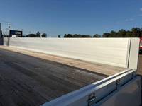 三菱ふそうスーパーグレートアルミブロック大型（10t）[写真11]