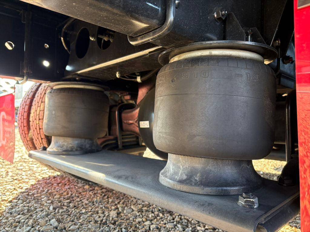 三菱ふそうスーパーグレートアルミブロック大型（10t）[写真15]