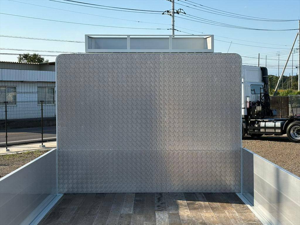 三菱ふそうスーパーグレートアルミブロック大型（10t）[写真07]
