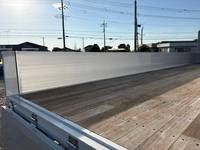 三菱ふそうスーパーグレートアルミブロック大型（10t）[写真10]