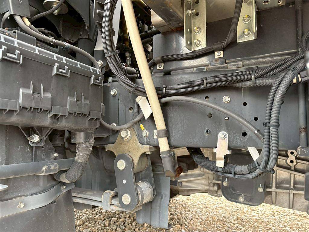 日野デュトロ冷凍車（冷蔵車）小型（2t・3t）[写真14]