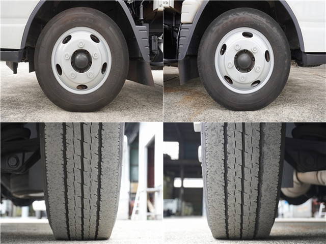 三菱ふそうキャンター平ボディ小型（2t・3t）[写真15]