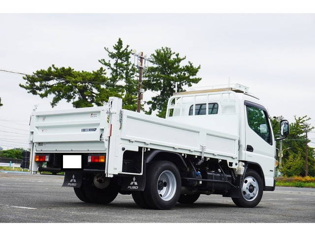 三菱ふそうキャンター平ボディ小型（2t・3t）[写真03]