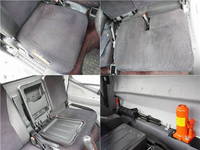 三菱ふそうキャンター平ボディ小型（2t・3t）[写真35]