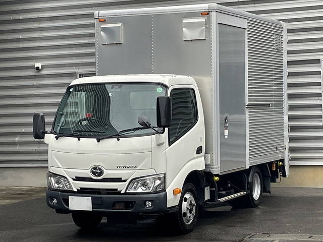 トヨタトヨエースアルミバン小型（2t・3t）2RG-XZU605 [写真01]