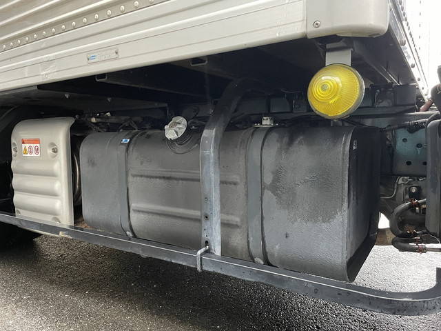 トヨタトヨエースアルミバン小型（2t・3t）[写真11]