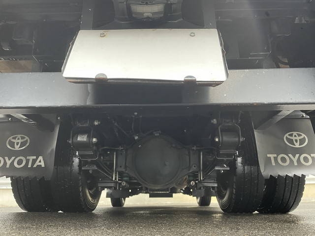 トヨタトヨエースアルミバン小型（2t・3t）[写真12]