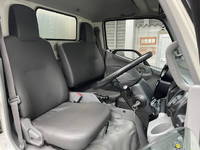 トヨタトヨエースアルミバン小型（2t・3t）[写真13]