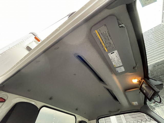 トヨタトヨエースアルミバン小型（2t・3t）[写真17]
