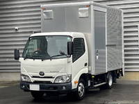 トヨタトヨエースアルミバン小型（2t・3t）[写真01]