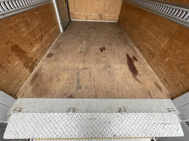 トヨタトヨエースアルミバン小型（2t・3t）[写真22]