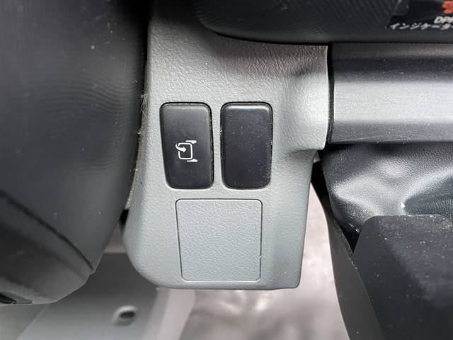 トヨタトヨエースアルミバン小型（2t・3t）[写真33]