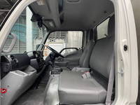 トヨタトヨエースアルミバン小型（2t・3t）[写真36]