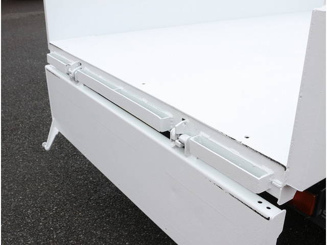 三菱ふそうキャンターダンプ小型（2t・3t）[写真08]
