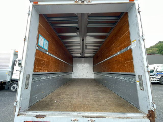 日野レンジャーアルミウイング中型（4t）[写真10]