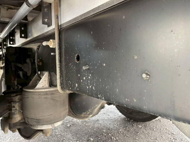 日野レンジャーアルミウイング中型（4t）[写真19]