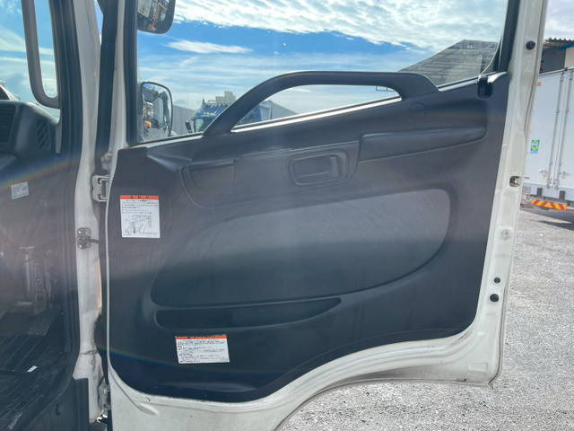 日野レンジャーアルミウイング中型（4t）[写真29]