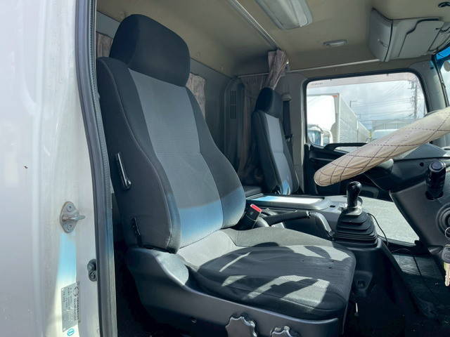 日野レンジャーアルミウイング中型（4t）[写真34]