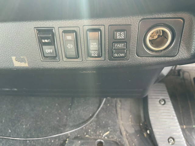 日野レンジャーアルミウイング中型（4t）[写真40]