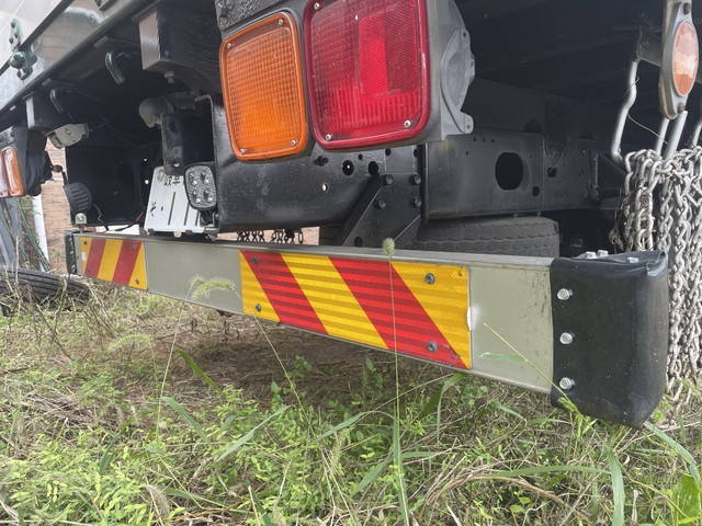 いすゞフォワードクレーン4段中型（4t）[写真12]