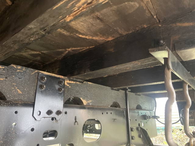 いすゞフォワードクレーン4段中型（4t）[写真18]