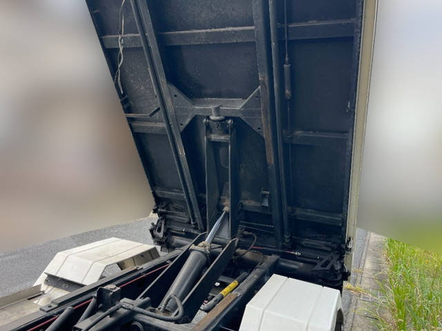 トヨタダイナ三転ダンプ小型（2t・3t）[写真17]