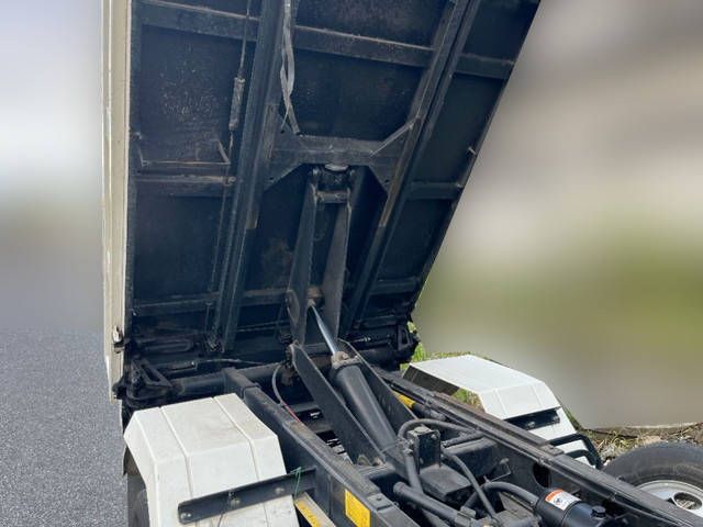 トヨタダイナ三転ダンプ小型（2t・3t）[写真19]