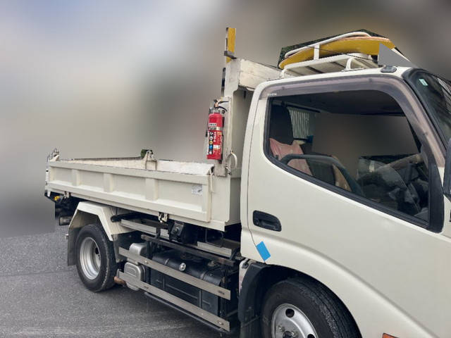 トヨタダイナ三転ダンプ小型（2t・3t）[写真05]