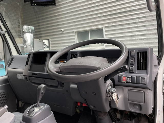 いすゞエルフアルミバン小型（2t・3t）[写真21]