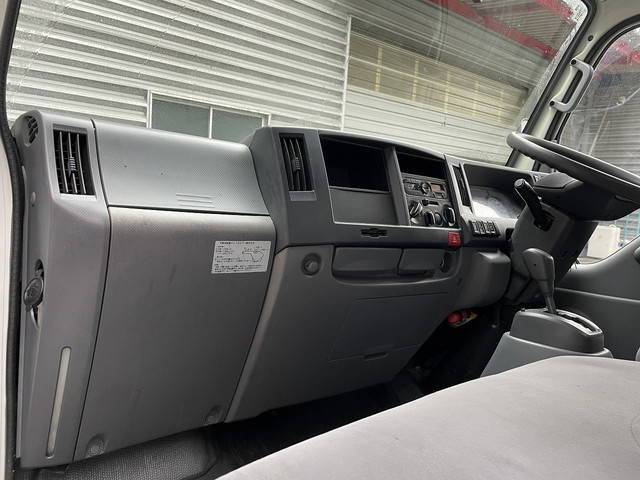 いすゞエルフアルミバン小型（2t・3t）[写真25]