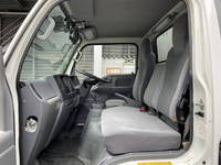 いすゞエルフアルミバン小型（2t・3t）[写真37]