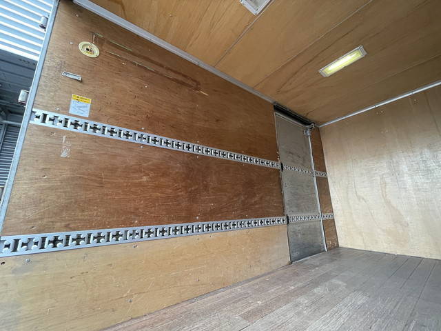 いすゞエルフアルミバン小型（2t・3t）[写真07]