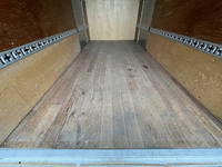 いすゞエルフアルミバン小型（2t・3t）[写真10]