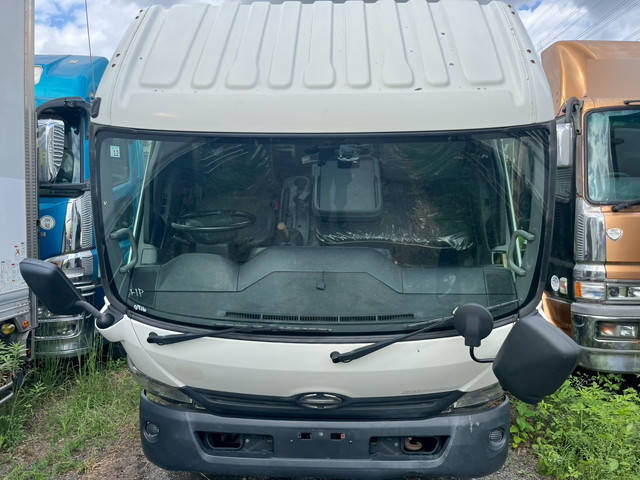 日野デュトロアルミバン小型（2t・3t）[写真04]