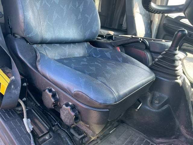 日野レンジャーコンテナ専用車中型（4t）[写真22]