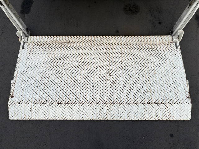 日野デュトロ平ボディ小型（2t・3t）[写真10]