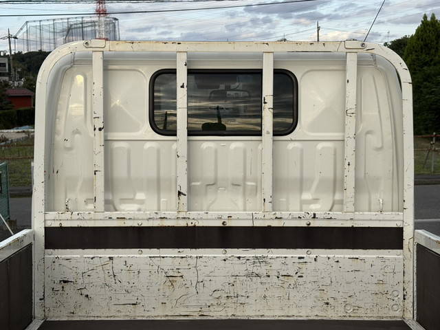 日野デュトロ平ボディ小型（2t・3t）[写真17]